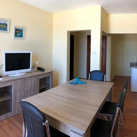 Отель Family Littoral 2*