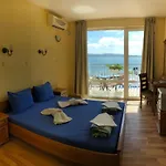 Family Littoral Hotel 2*
